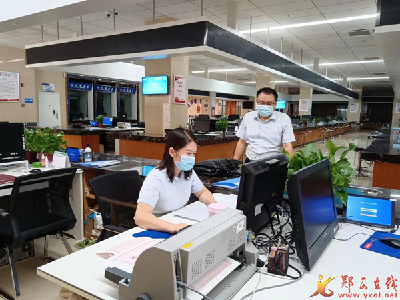 县行政审批局：延时服务让政务服务更有温度