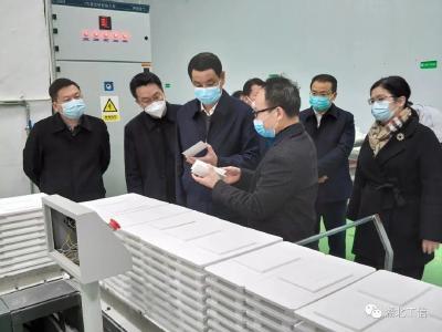 刘海军赴十堰市开展稳住经济大盘服务