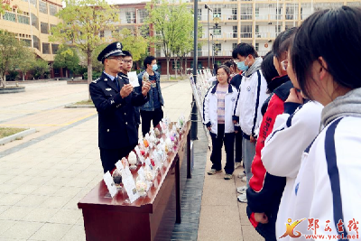 郧西一中：法治教育进校园 护航青春促成长