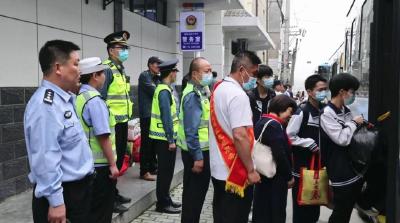 我县多部门联动为考生护航