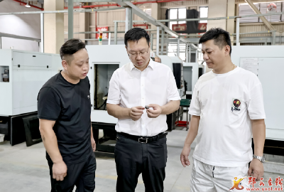 李光锐：精准服务优环境  创新驱动增活力