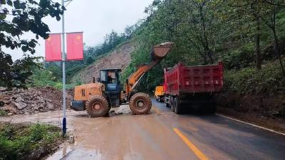 节日我在岗｜护民生  暖民心！他们“站”成节日里亮丽的风景线！