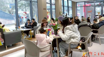 郧西七夕天街元旦焕新迎客