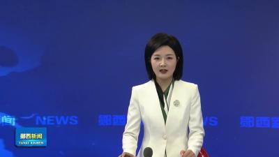 我县千亩烤烟移栽忙.