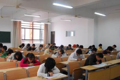 教育部：积极推进“一题多卷”模式　确保成人高考顺利进行