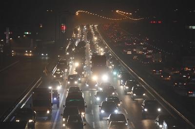 北京有望执行治污染新预案 优先控制高排放车辆