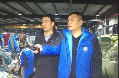 荆州“双十一”高峰：一小时扫件一千件，管理部门提前部署减压