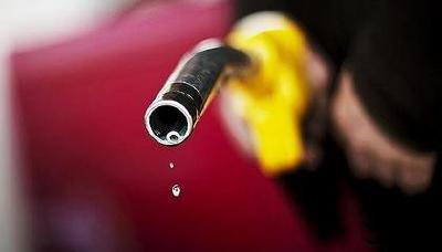 湖北油价今年最大降幅 每升便宜0.3元