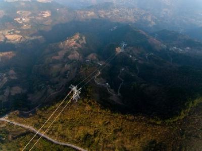 我国最长±800千伏特高压线路陆续开始验收