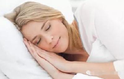 睡眠不足危害大！这三件事别做