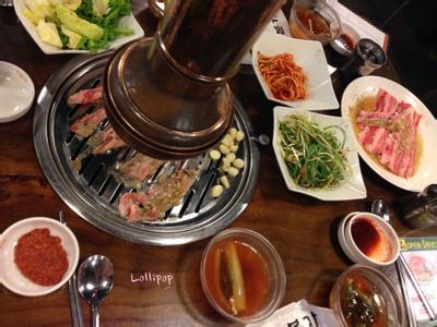 胡吃海塞，当心胆固醇“堵”了你的血管