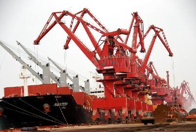 长江干线货物通过量突破23亿吨 亿吨大港已达14个
