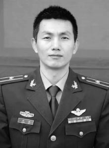 飞行员张浩、王晓冬牺牲！请照亮他们归航的路
