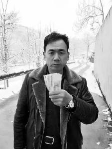 学生骑车撞损宝马后“逃逸”，车主报警寻人却不为追责…