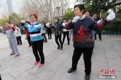 漂泊在外乡愁何解？你有一封来自两会的“回信”请查收