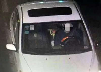 两惯犯撬车窗盗窃100多起 荆州警方11小时破案