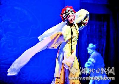 荆楚艺术舞台再现精品力作 五年打造《楚庄王》