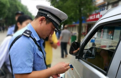 更方便更省时 荆州农村交管工作属地化管理见成效