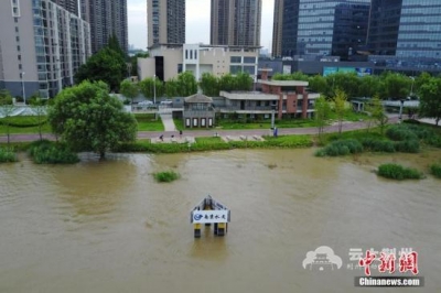 全国天气持续南雨北热 未来几日长江干流退出警戒水位