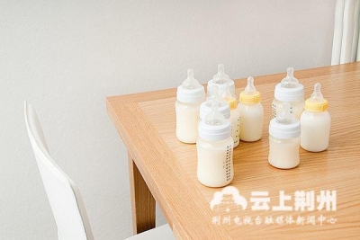 食药监总局批准首批婴幼儿配方乳粉产品配方注册申请