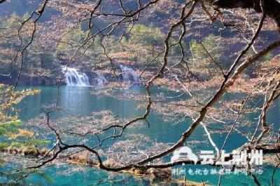 心痛！“童话世界”九寨沟震后多处景点面目全非 诺日朗瀑布坍塌 