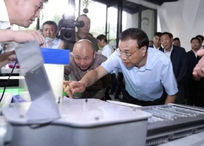 李克强在山西考察：有落后的产能，没有落后的人力