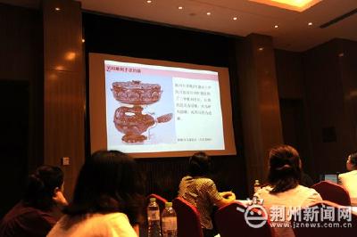 2017年度漆器珐琅器业务培训会在荆州举行