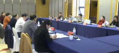 省人大科教文卫委员会到荆州调研