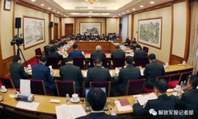 党的十九大继续举行代表团分组会议