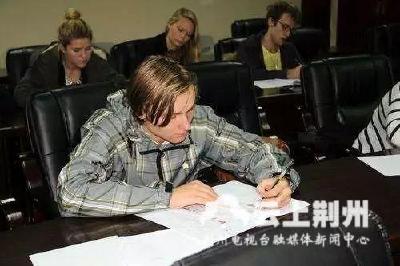 每年120多个国家、几十万“歪果仁”争相参加这个考试，什么情况？