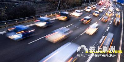 七问今日头条：公开算法、招聘审核、封禁账号，会让“低俗内容”消失吗？
