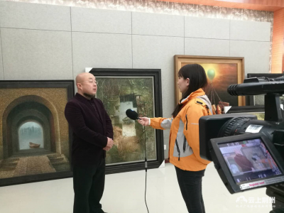 古老文化与现代文明碰撞 荆州画家呼吁生态保护