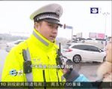 寒风中的坚守 为市民出行保驾护航