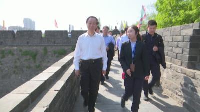 王家瑞在荆州考察防汛抗灾、遗址保护等工作