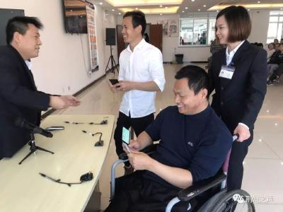 荆州市发放首张C5驾驶证，残疾朋友可申领C5驾驶证