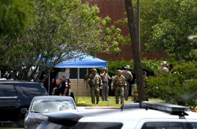 美高中枪击案致10死30余伤，嫌犯之一系该校17岁学生