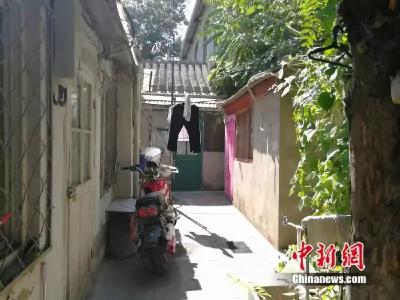 这套房子卖出37万/㎡，却连厕所都没有……