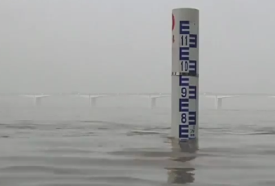 长江荆州段水位全线回落 进入平稳消退状态