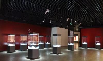 荆州文物走进南宋官窑博物馆 再现古代贵族生活