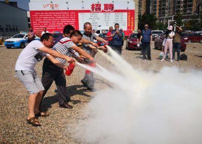 荆州消防使用新神器 28吨自燃