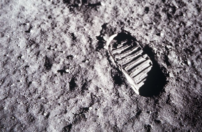 为什么1972年后再没有人类登月？阿波罗登月究竟是不是假的？