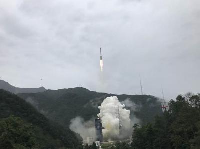 中国成功发射第三十三、三十四颗北斗导航卫星