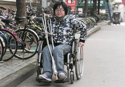 回访寒门学子丨李佳雯：轮椅上的梦想之路