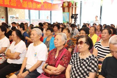 这些保健品套路要当心：对老年人虚假关心，嘴比亲生儿女都甜