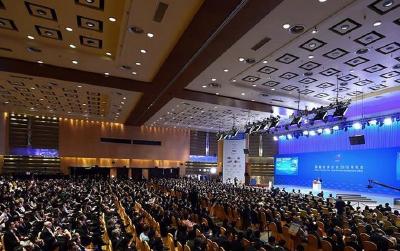 V视 | 荆州庆祝改革开放四十周年：历史的足音2002