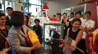这家“台独”面包店喊冤?看看它在大陆做了哪些事