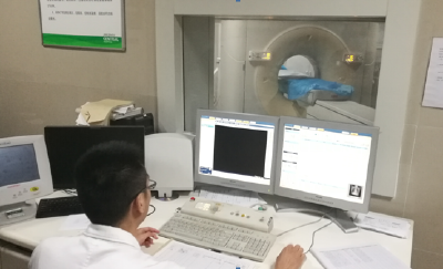 文物进荆州中心医院做CT 数字化研究