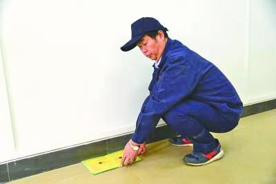 专业捕鼠40年 今年已灭鼠1000只 
