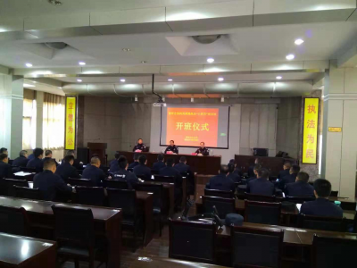 执法行为要规范，荆州警察叔叔“小教员”培训班开班了！