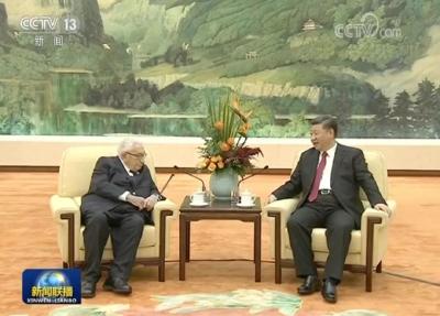 习近平会见基辛格